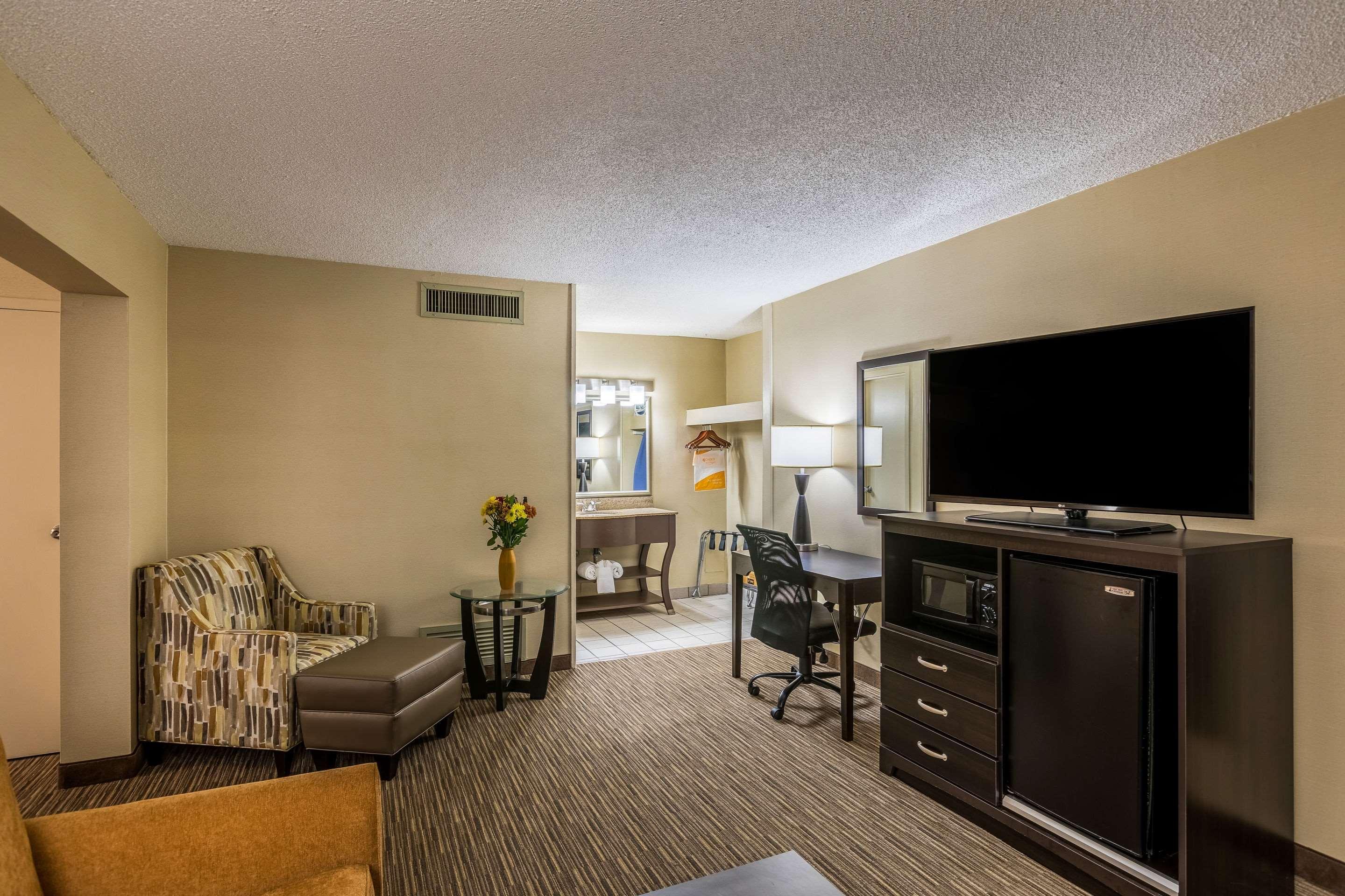 Quality Inn University Lansing Dış mekan fotoğraf