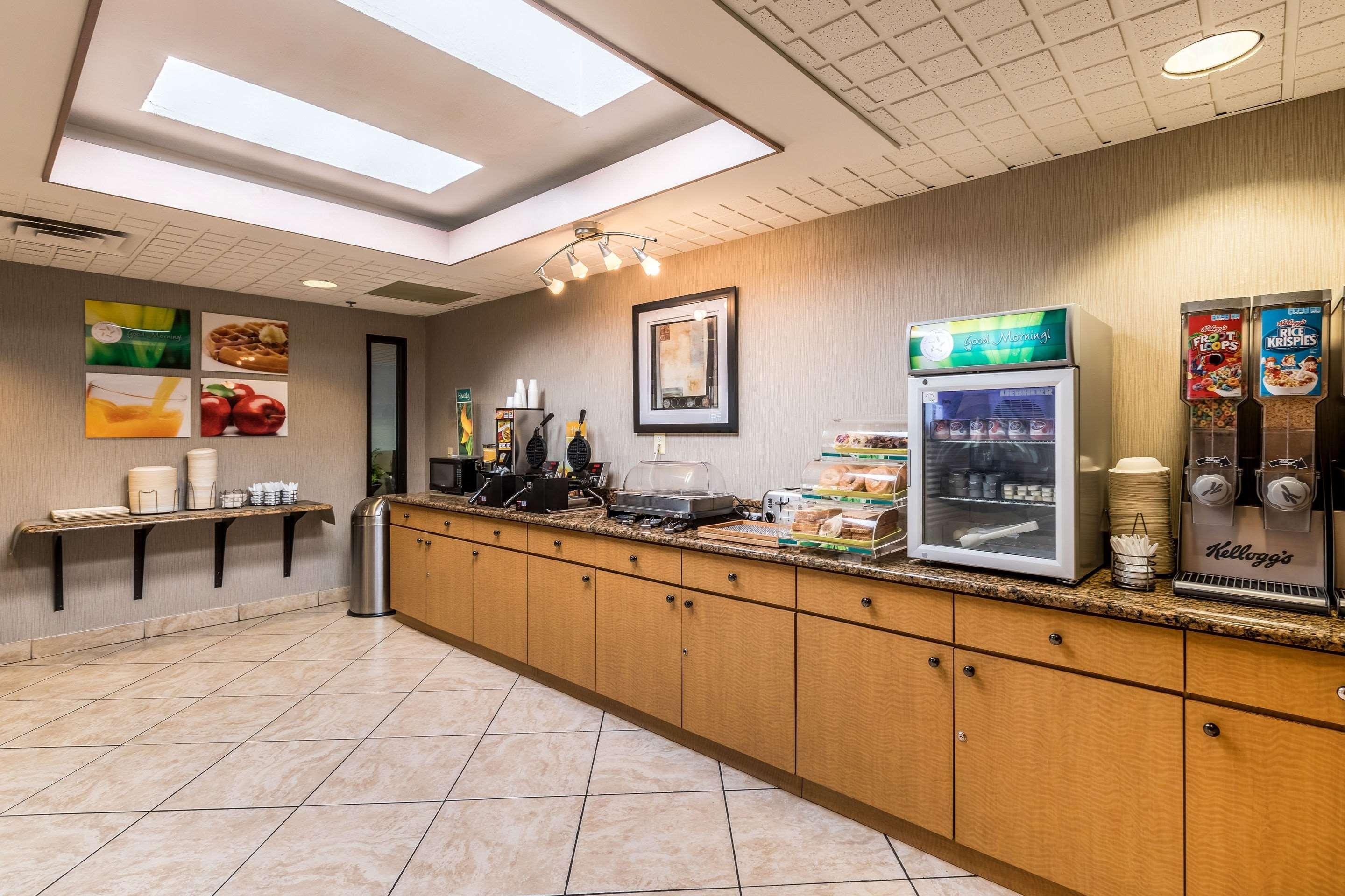 Quality Inn University Lansing Dış mekan fotoğraf