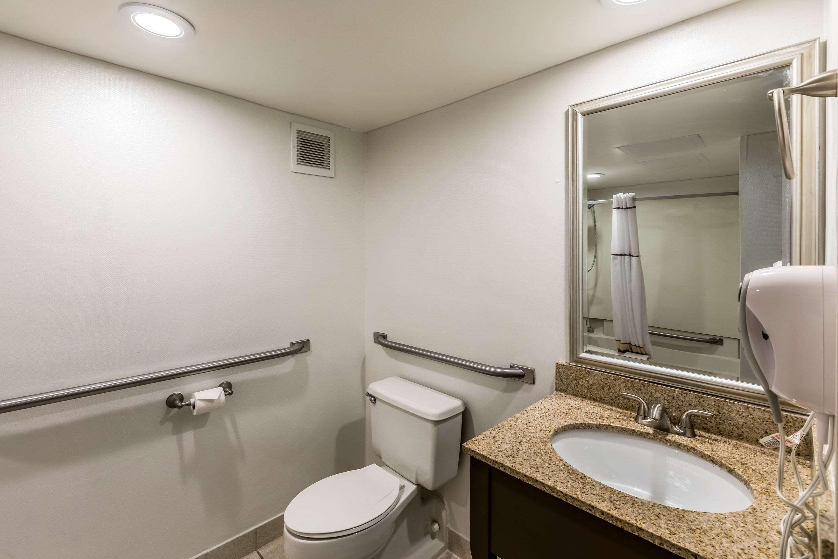 Quality Inn University Lansing Dış mekan fotoğraf