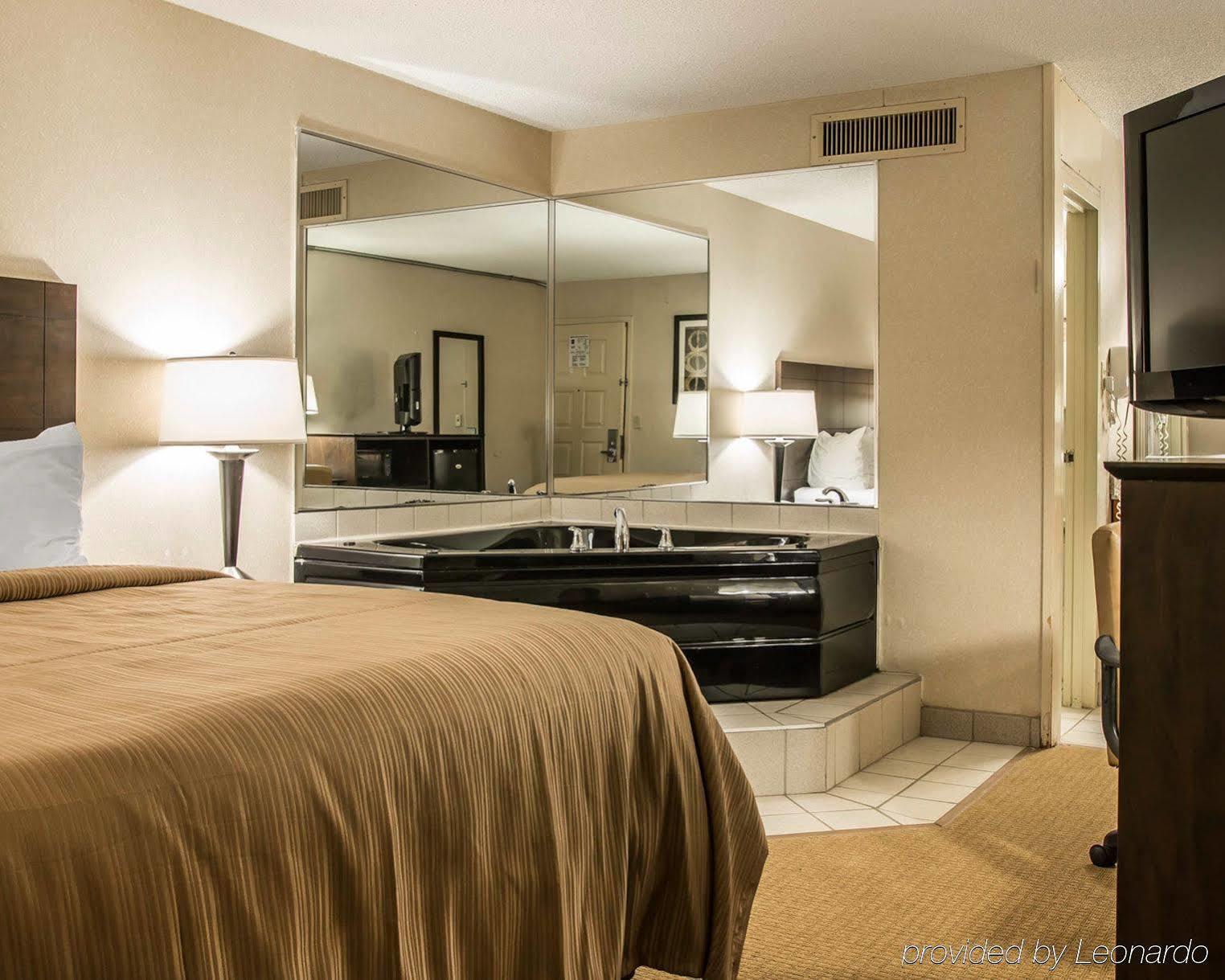 Quality Inn University Lansing Dış mekan fotoğraf