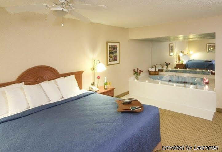 Quality Inn University Lansing Dış mekan fotoğraf